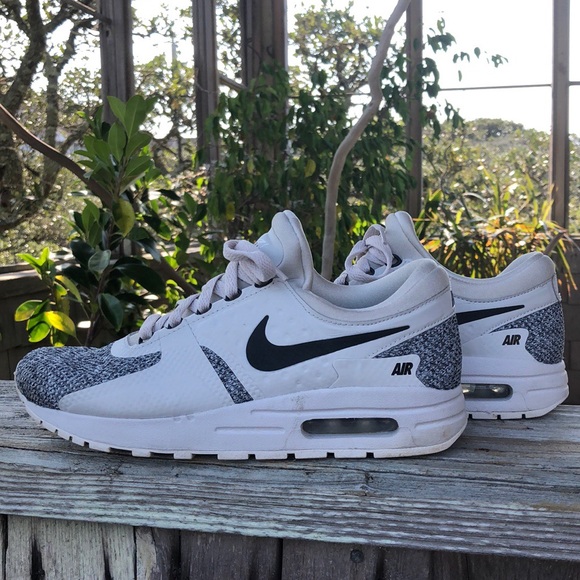 Nike Shoes - Nike Airmax Shoes
